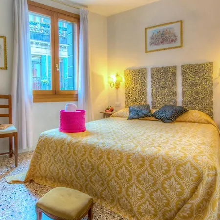 Residenza De L'osmarin 招待所
