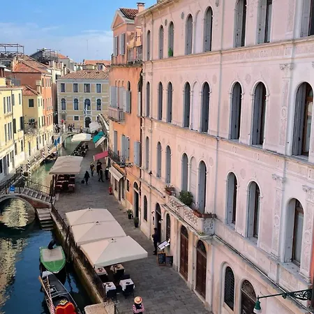 Residenza De L'osmarin 招待所