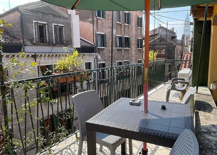 ゲストハウス Residenza De L'osmarin ヴェネツィア