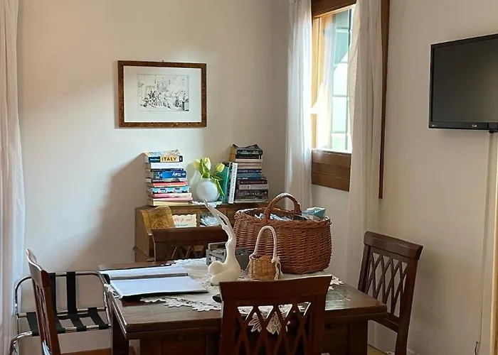 Residenza De L'osmarin ゲストハウス 4*